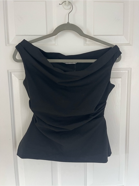 Abercrombie & Fitch Tops - NWT Abercrombie and Fitch Drapey Off the Shoulder Top with Zipper Size S